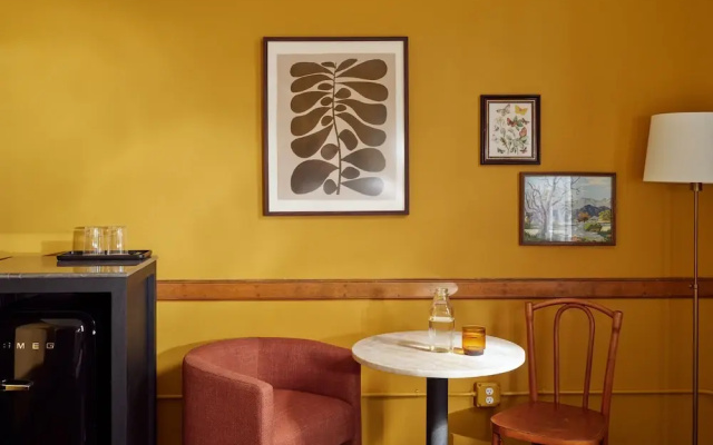 The Abner Hotel