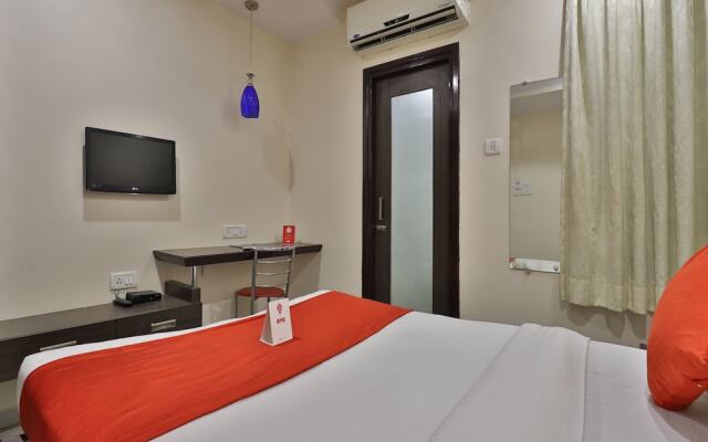 OYO 6949 New Rajdhani Hotel