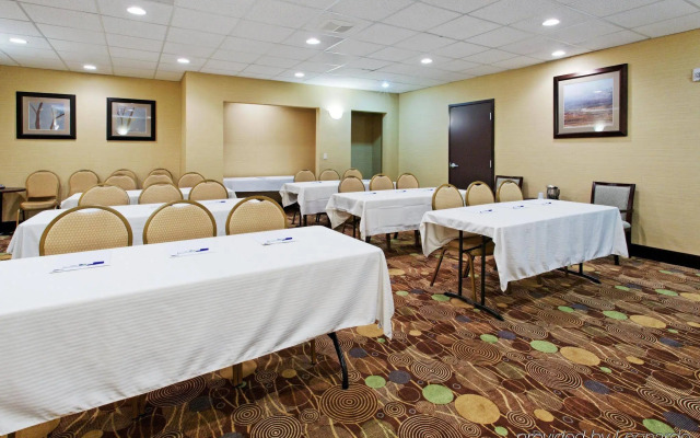 Holiday Inn Express Benicia by IHG