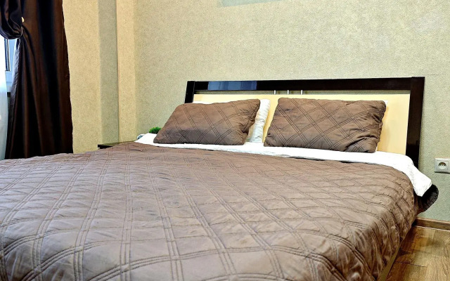 Спите как дома на улице Ивана Захарова 4