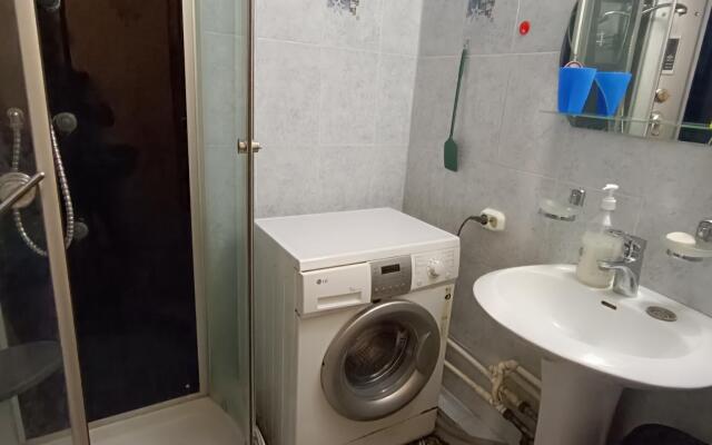 Апартаменты на улице Орджоникидзе 7