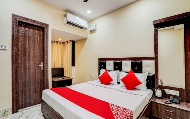 OYO 38027 Hotel Ashoka by OYO Rooms