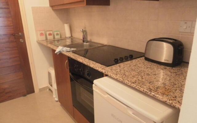 Studio, E104 with double bed, kitchen & shower room, sunny balcony