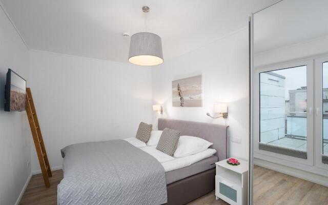 Memelstraße 7 Buhne