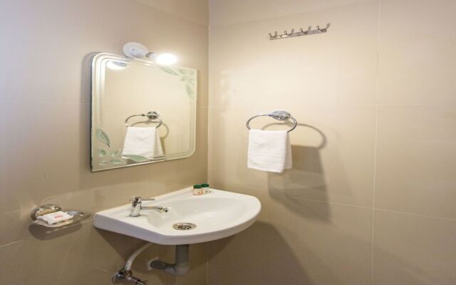OYO 12935 Hotel Shrushti Inn