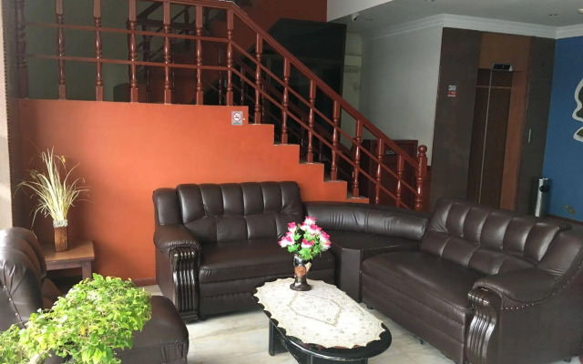 Paradise Hotel