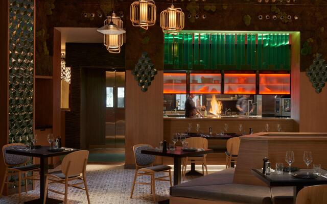 Hyatt Centric Gran Via Madrid Hotel