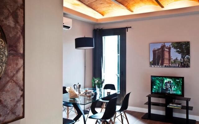 AinB Eixample Miró Apartments