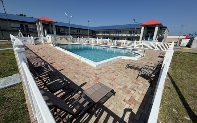 Studio 6 Englewood, FL