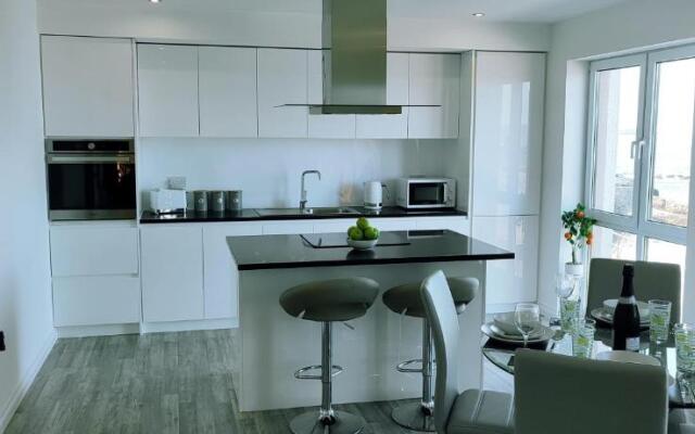 4 Waters Edge, Banff, Wonderful Sea Views