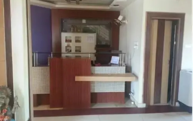 Hotel Deepak