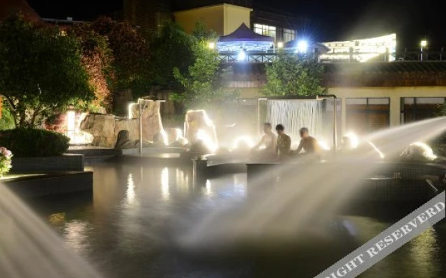Yulongshan Dong Spring Resort