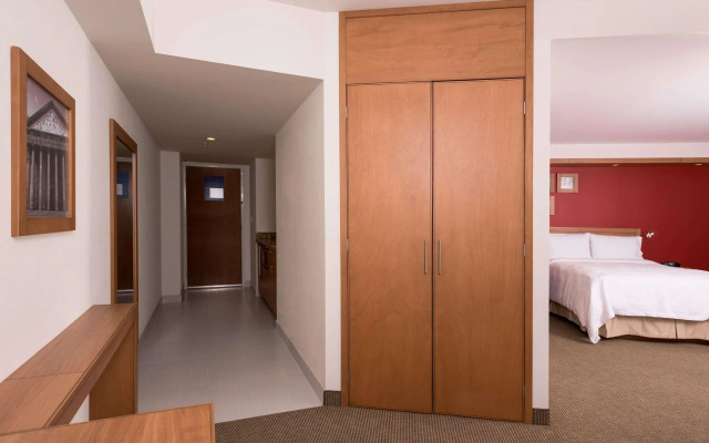 Hampton Inn by Hilton Guadalajara/Expo