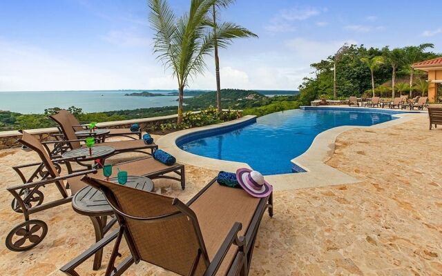 Amazing Ocean View 8 Bedroom Villa