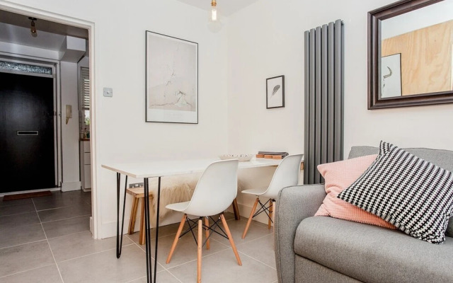 Modern Central 1 Bed in Clerkenwell - sleeps 4