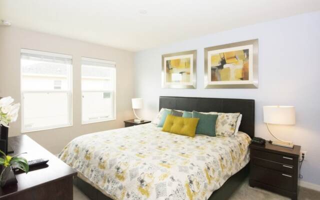 Vacation Townhome Next to Parks Cb3163