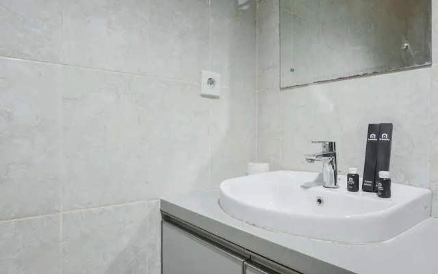 Beautiful Studio At Tamansari The Hive Apartment