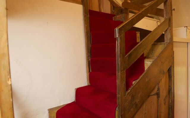 Lut's B&B