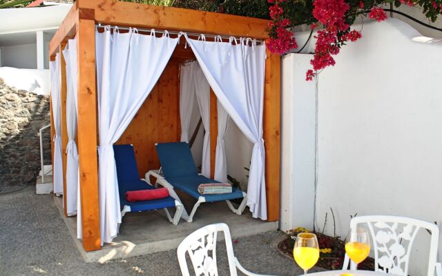 Beachfront cottage in sunny Calheta – the ideal hideaway | Cottage do Mar