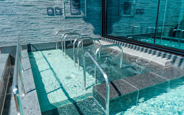 Rusutsu Resort Hotel & Convention