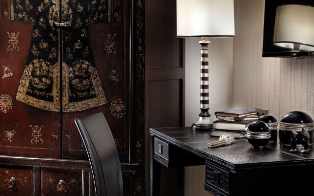 Divani Escape- Adults only
