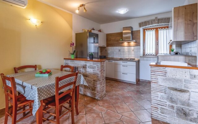 Awesome Home in Fazana With Wifi and 2 Bedrooms