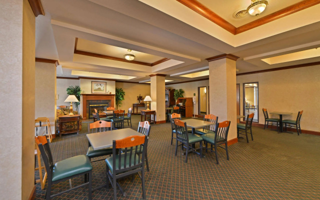 Best Western Plus Sparta Trail Lodge