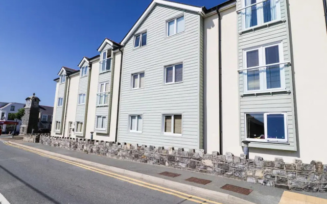 10 Pen Llanw Tides Reach