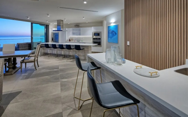 Luxury New Oceanfront Condo 5BR Sleeps 12