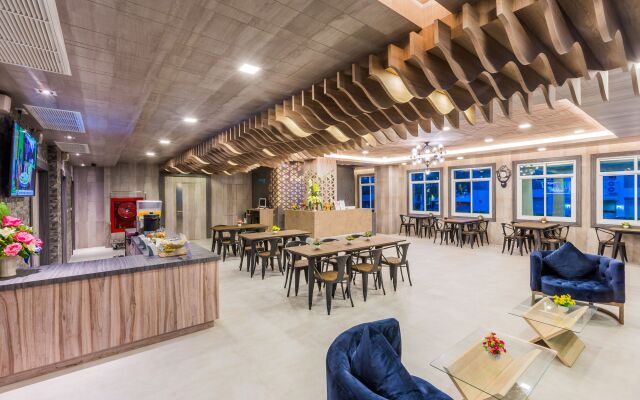 Evergreen Suite Hotel