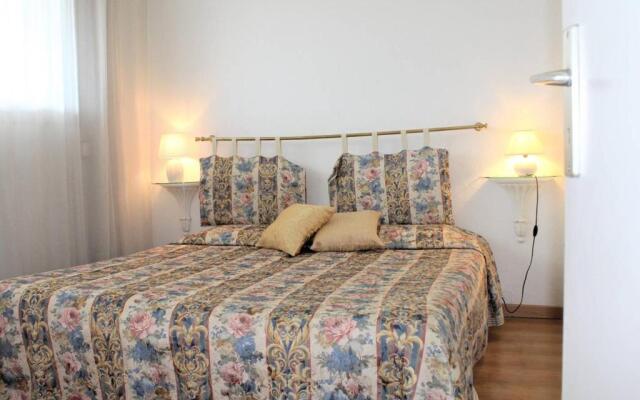 Appartement Villeneuve-Loubet, 2 pièces, 4 personnes - FR-1-252A-80