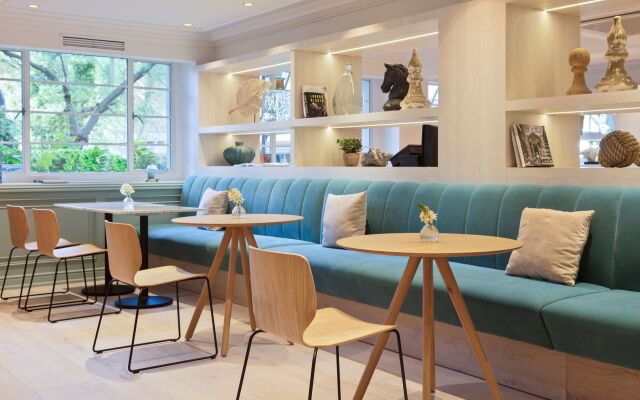 Melia White House Apartments