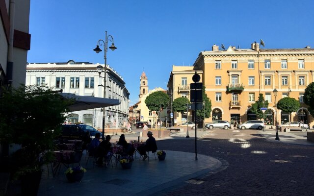Salome OLD TOWN apartments