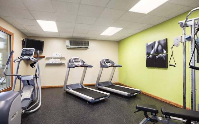 Country Inn & Suites by Radisson, Ithaca, NY