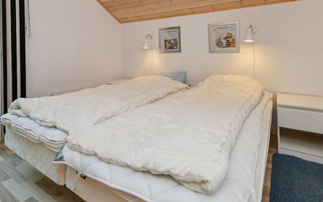 Sprawling Holiday Home With Sauna at Norre Nebel