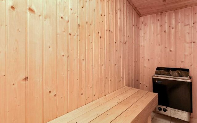 6 Person Holiday Home in Bindslev-by Traum