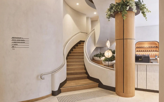 Rydges Australia Square Hotel