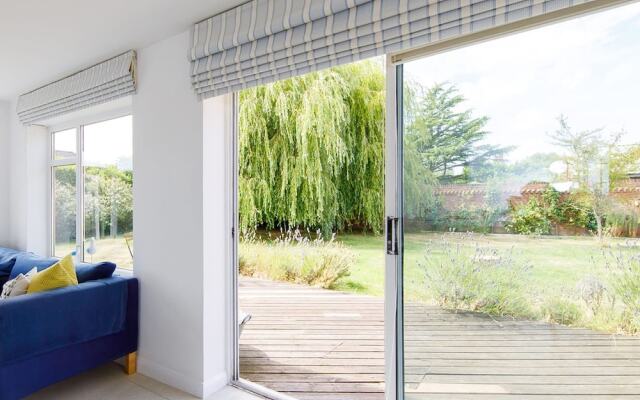 Secluded Rural Retreat Close to Beach - Sleeps 12