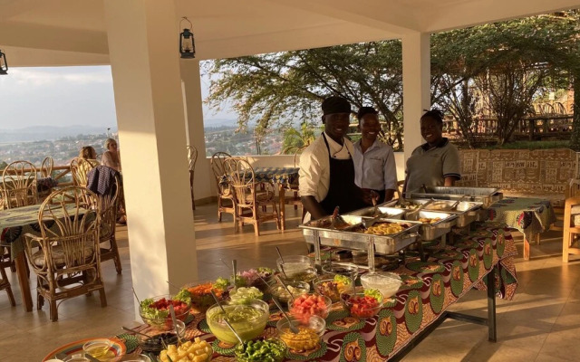Banda Lodge