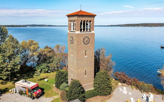 Pet-friendly Loft Vacation Rental w/ Fire Pit!