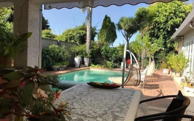 European Touch Guest House