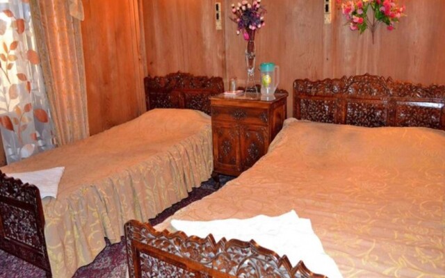 De laila House Boat