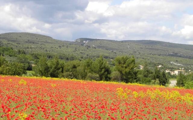 Villa With 3 Bedrooms In Lioux With Wonderful Mountain View Private Pool Enclosed Garden