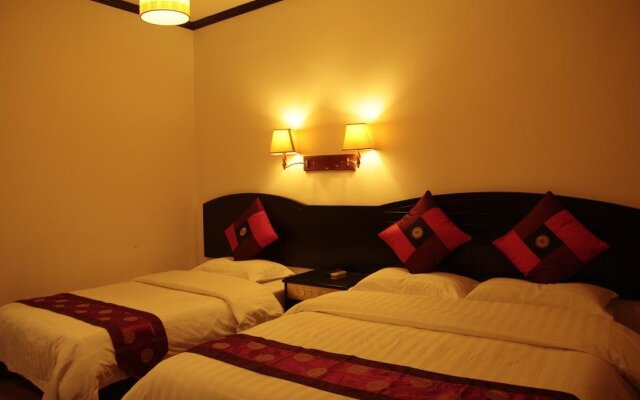 Hotel Explorer