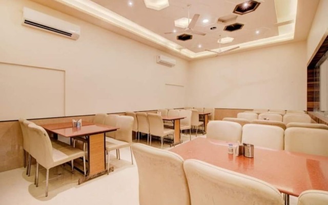 Hotel Krishna Raj