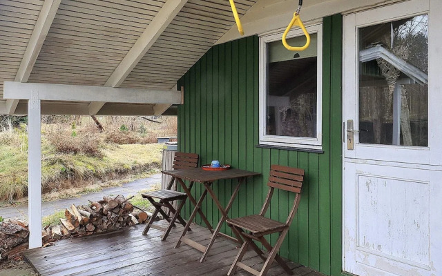6 Person Holiday Home in Albaek