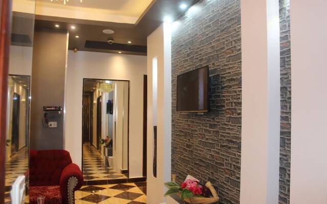 Family Palace Hotel