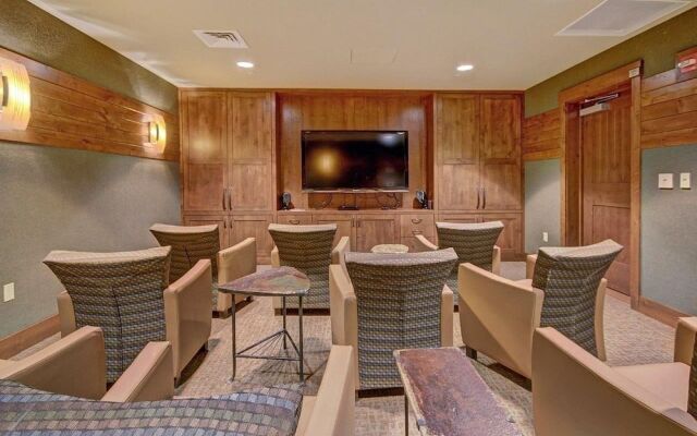 One Ski Hill Place S8322