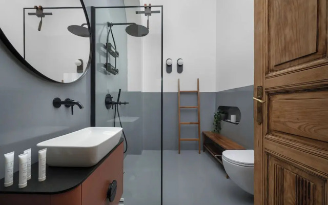 Retro Apartment in Wroclaw by Renters