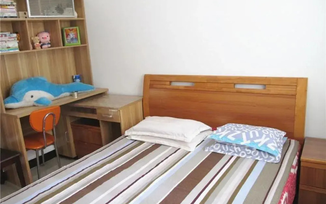 Desert Populus Family Hotel